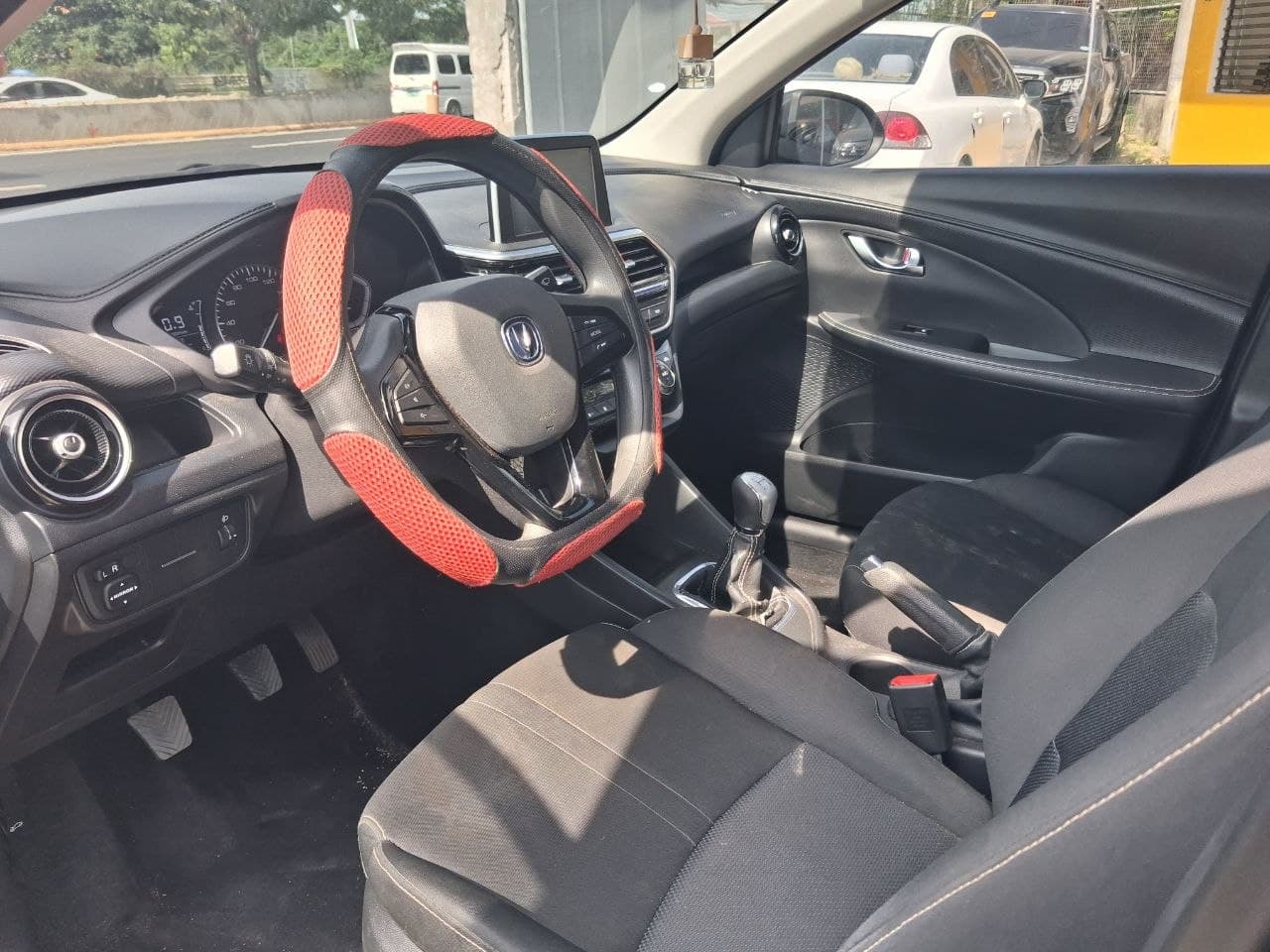 Car gallery image