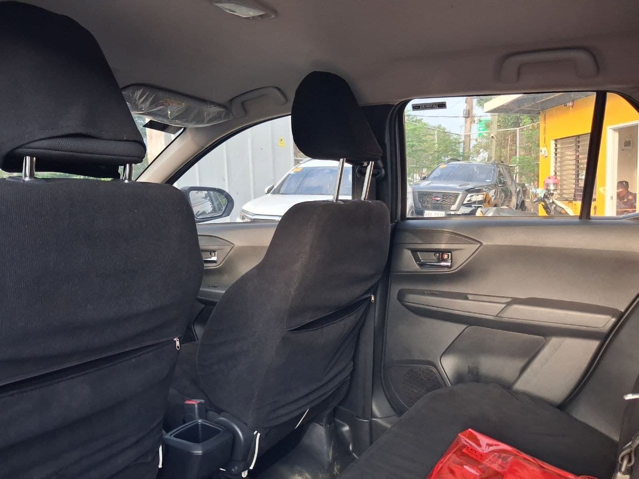 Car gallery image