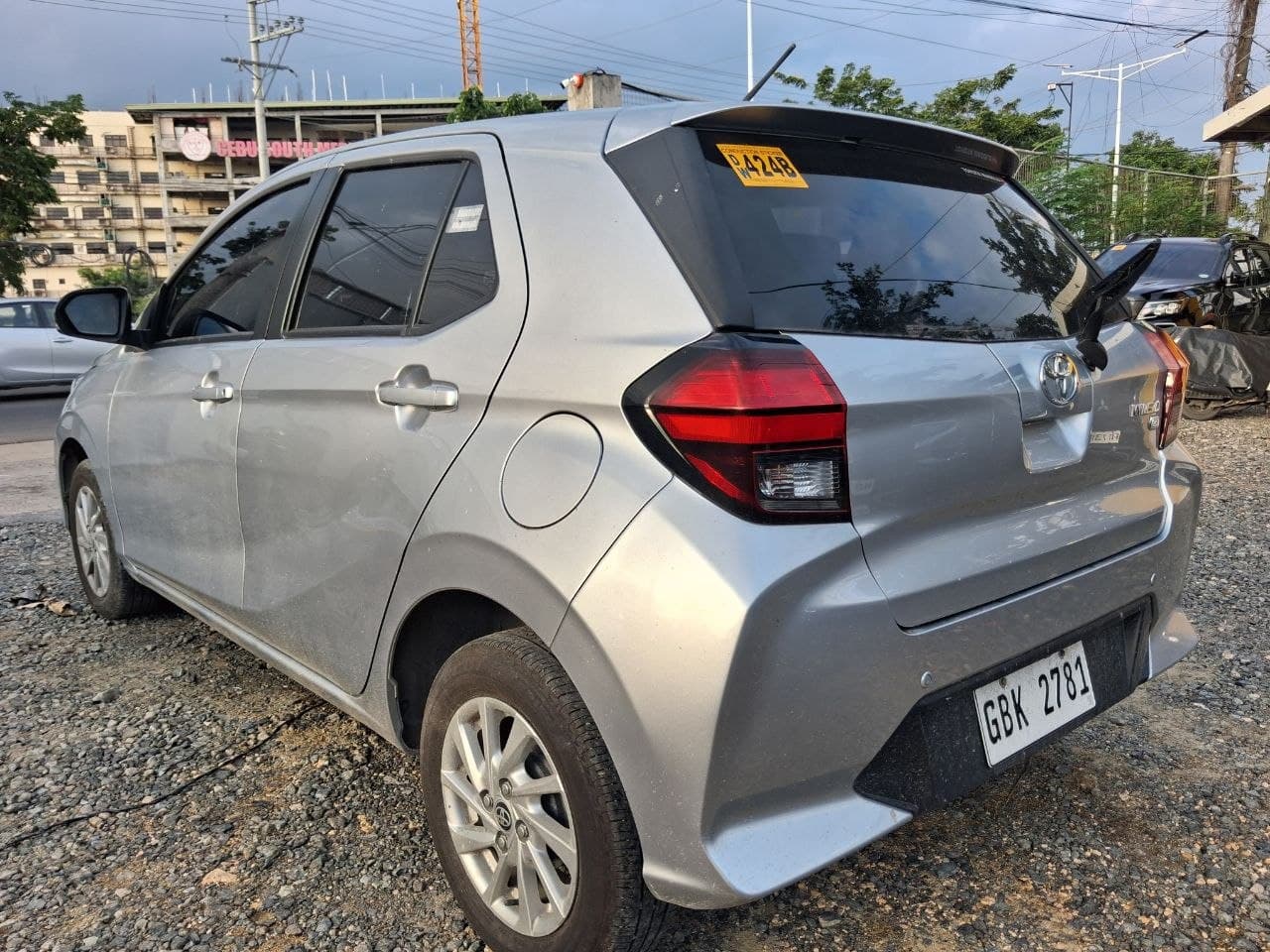 Car gallery image