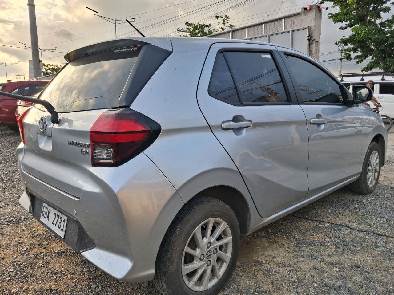 Car gallery image