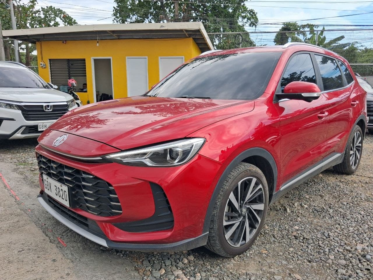 Car gallery image