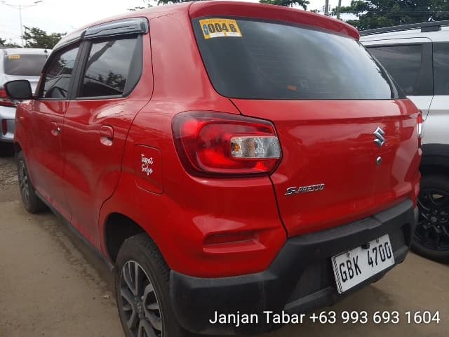Car gallery image