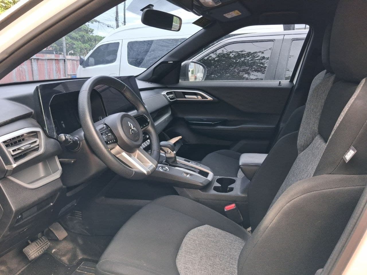 Car gallery image