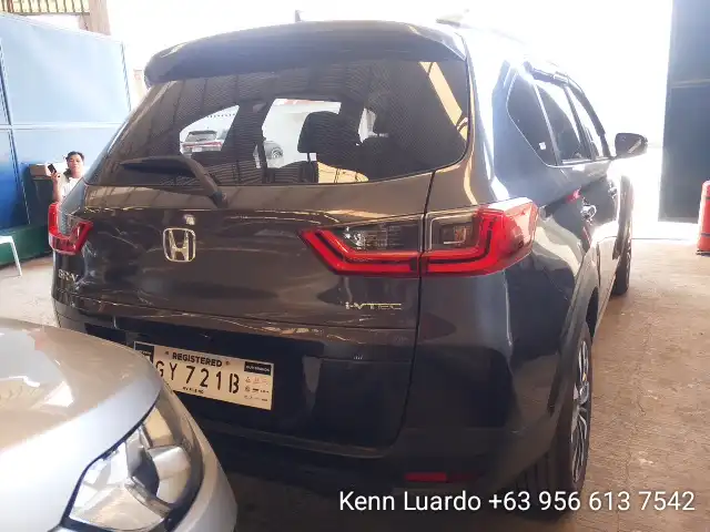 Car gallery image