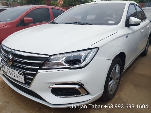 Car gallery image