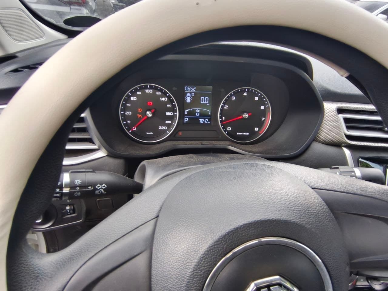 Car gallery image