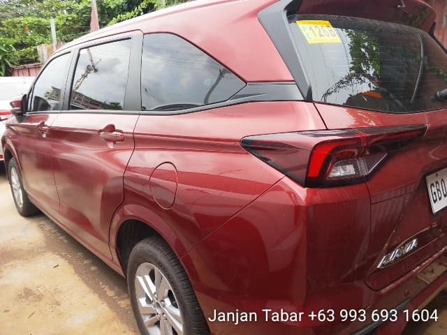 Car gallery image