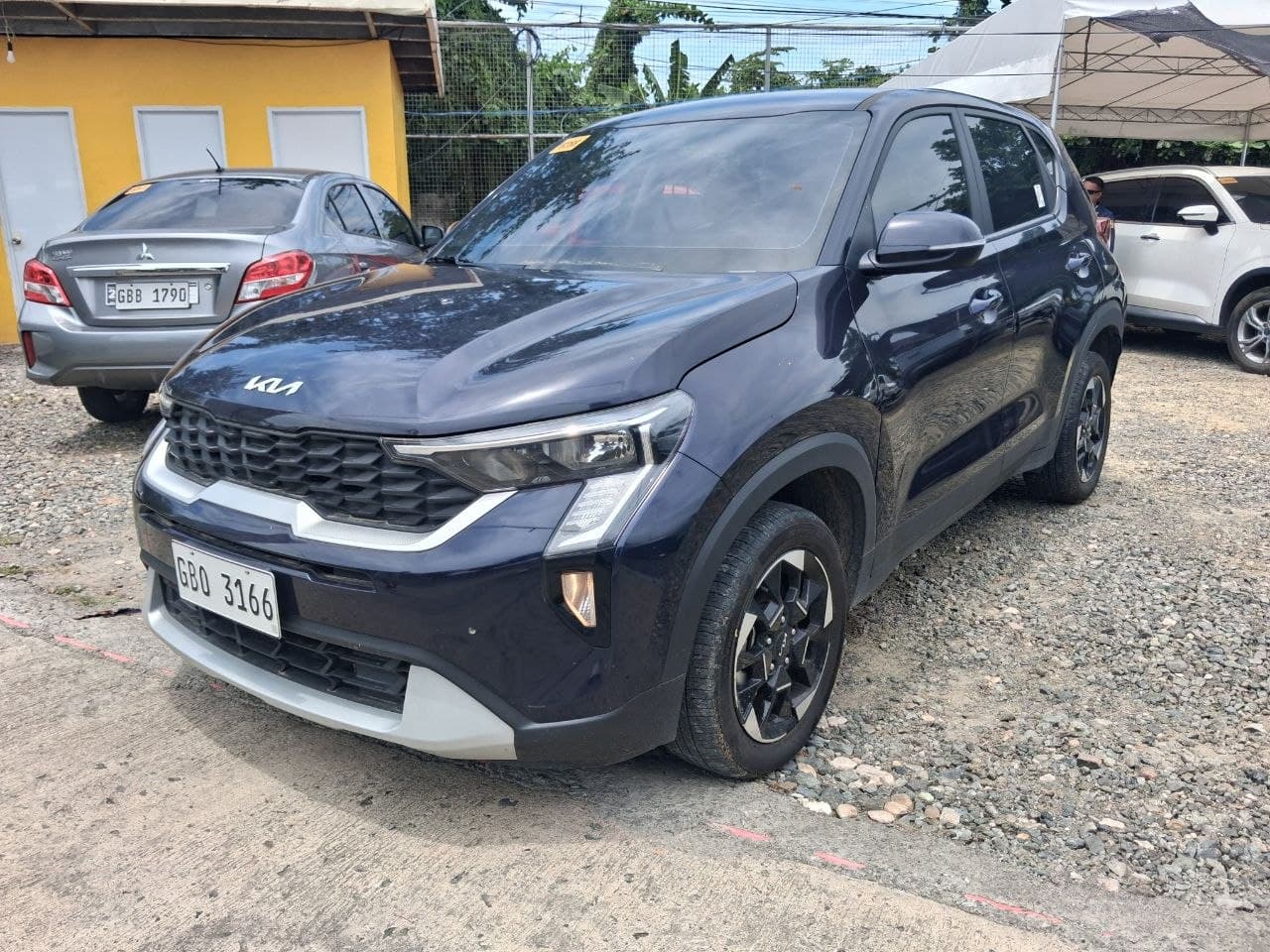 Car gallery image