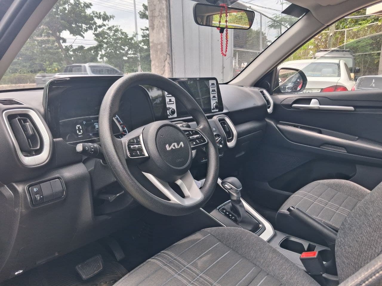 Car gallery image