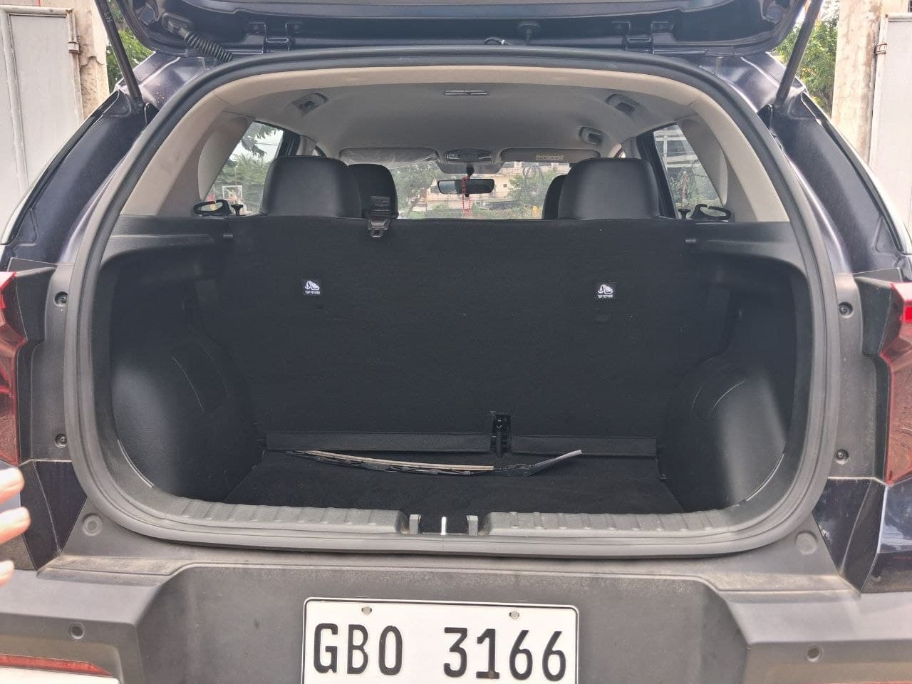 Car gallery image