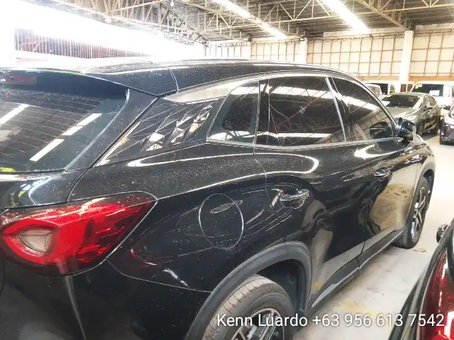 Car gallery image