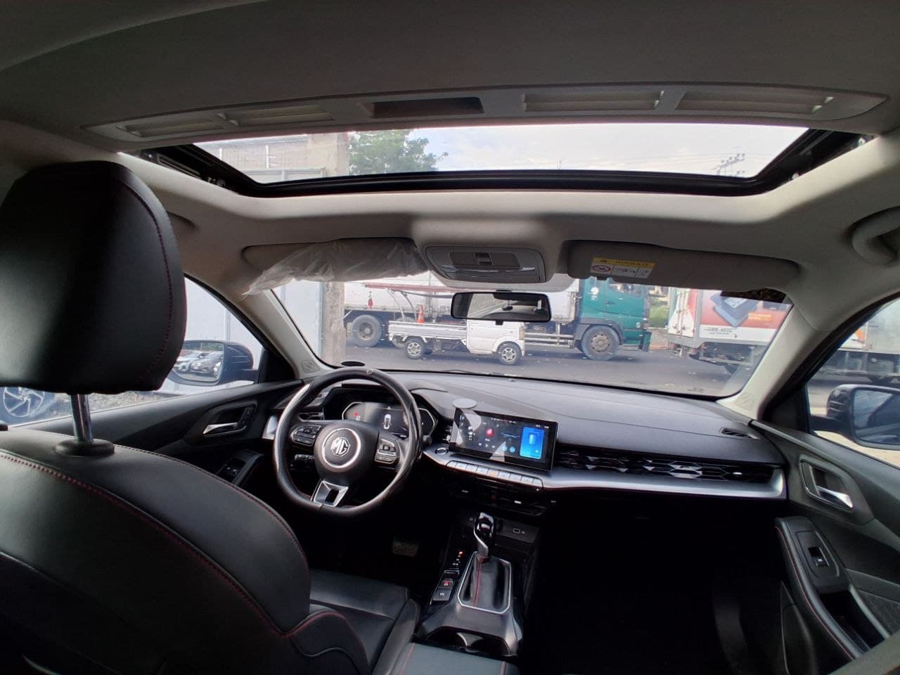 Car gallery image