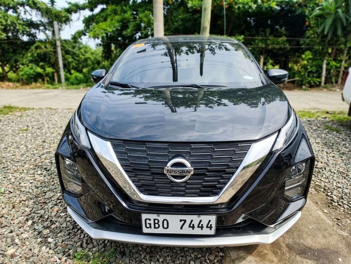 Car gallery image
