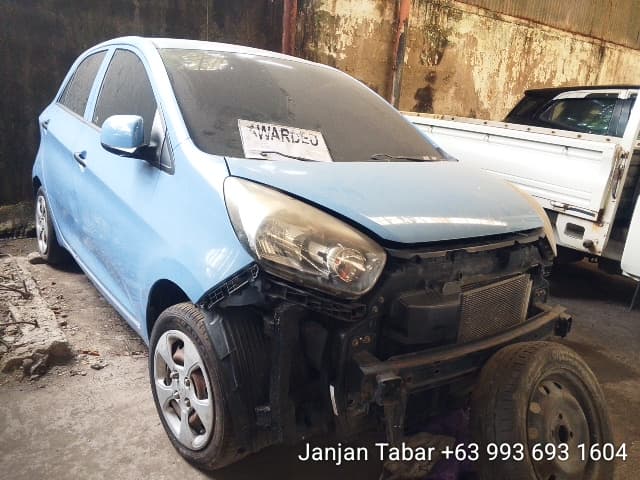 Car gallery image