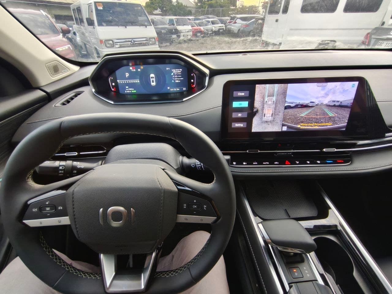Car gallery image