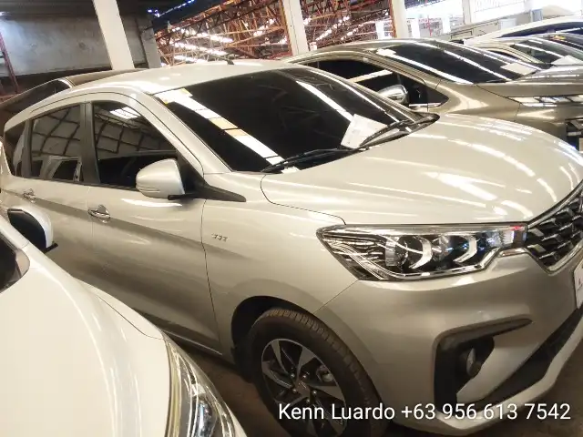 Car gallery image
