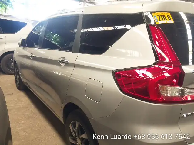 Car gallery image