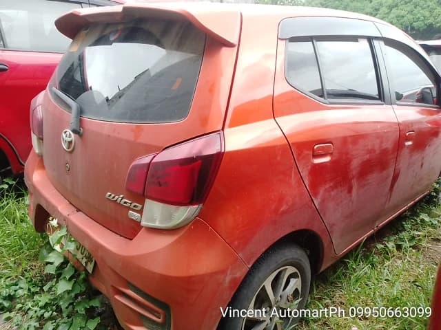Car gallery image
