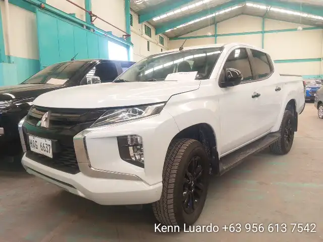 Car gallery image