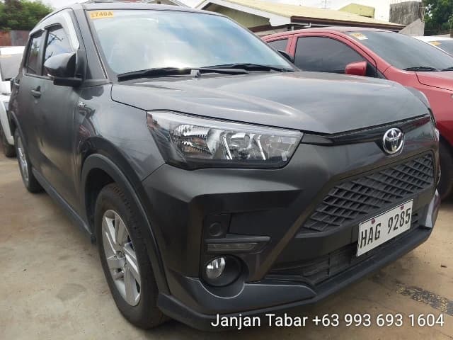 Car gallery image