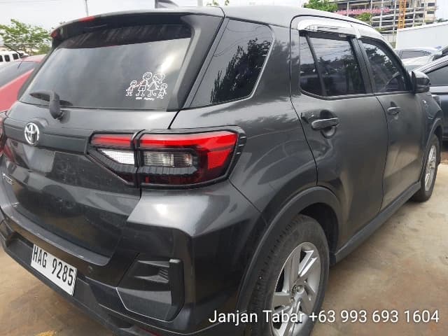 Car gallery image
