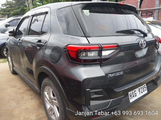 Car gallery image