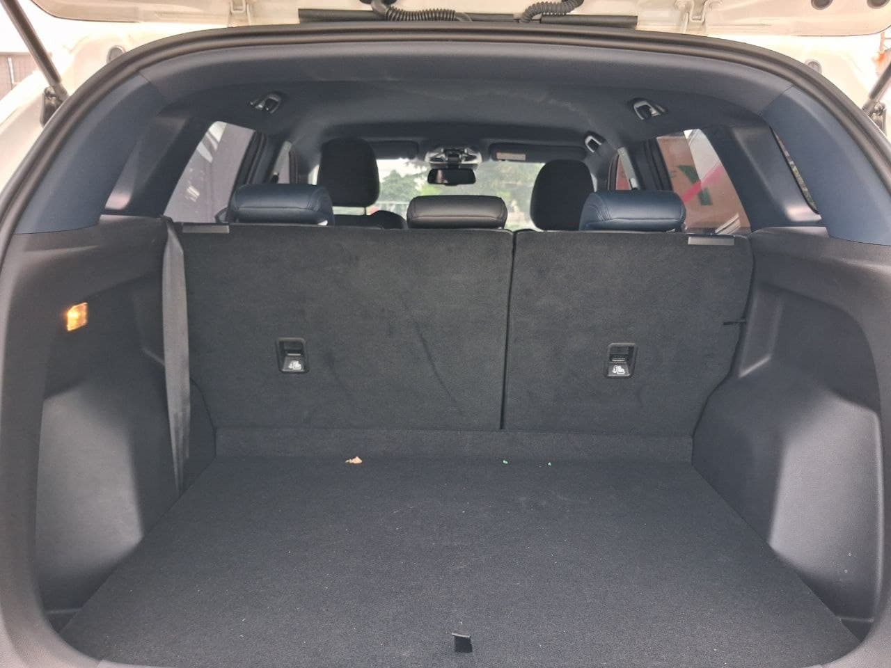 Car gallery image