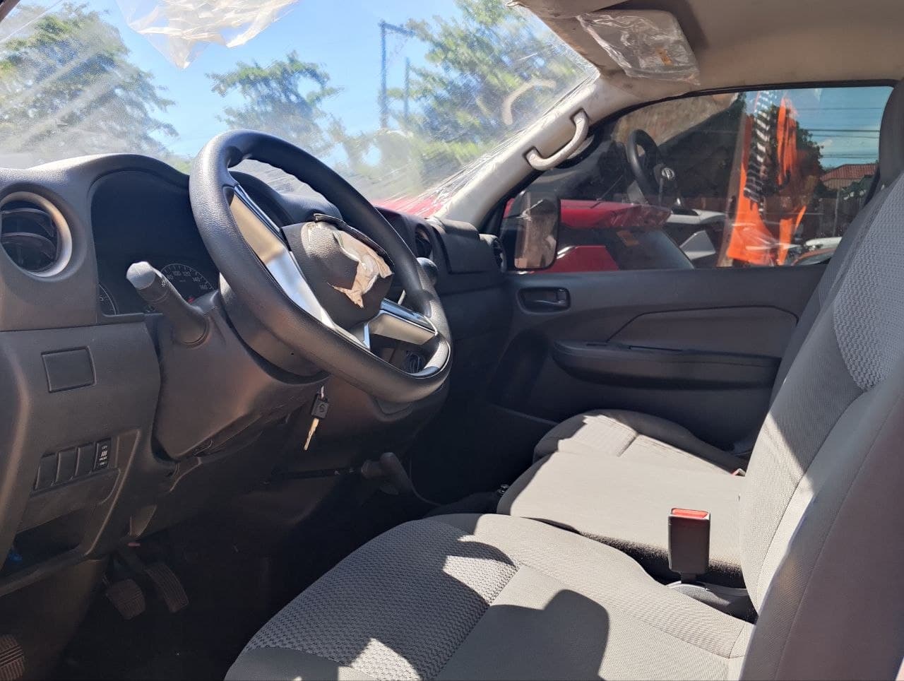 Car gallery image