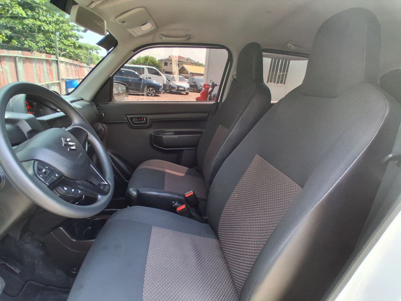 Car gallery image