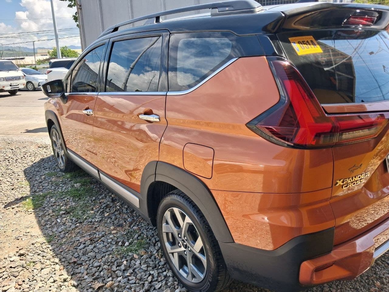 Car gallery image