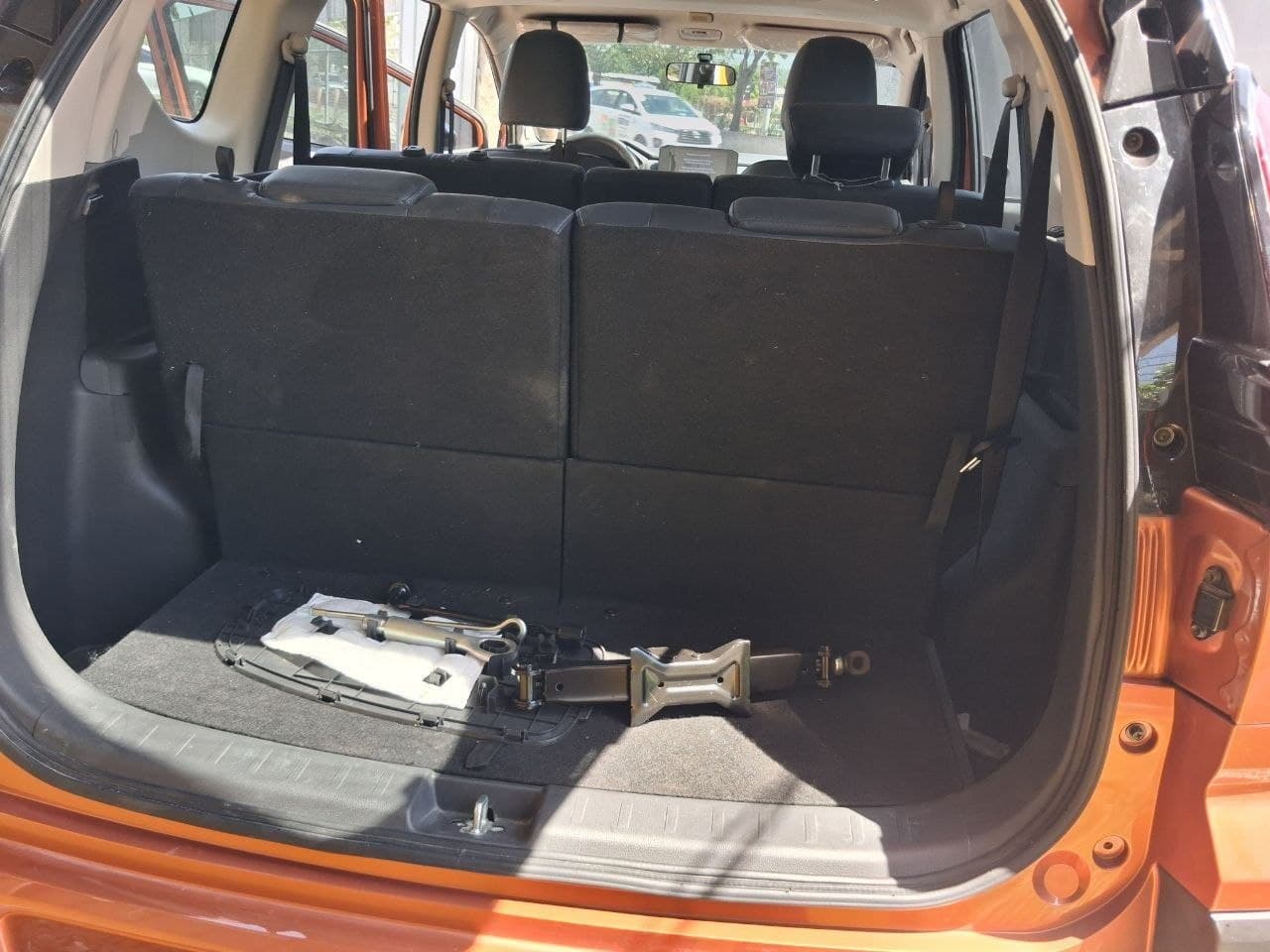 Car gallery image