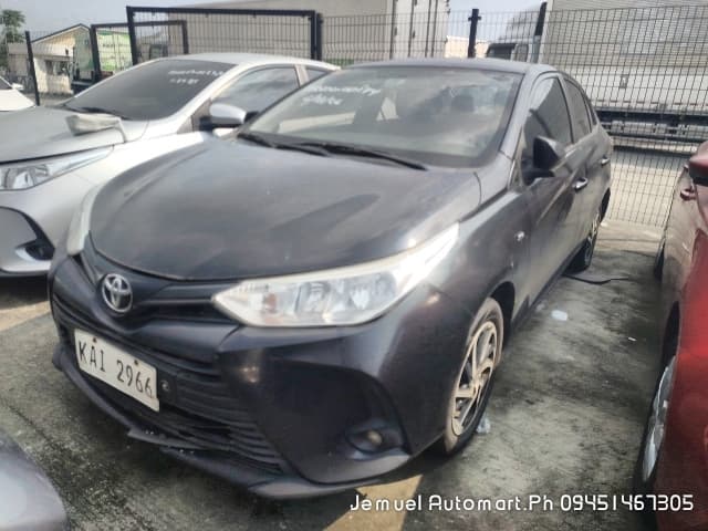 Car gallery image