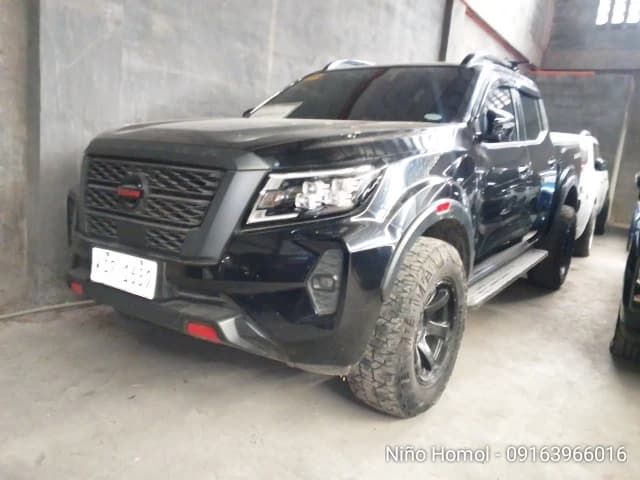 Car gallery image