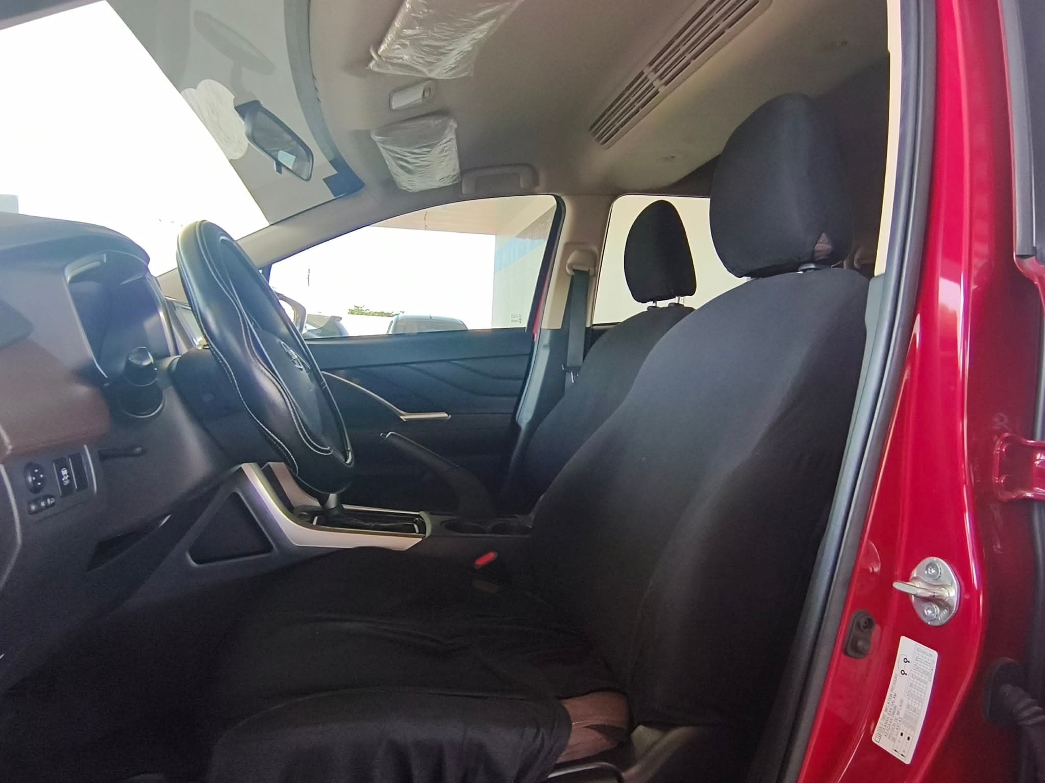 Car gallery image