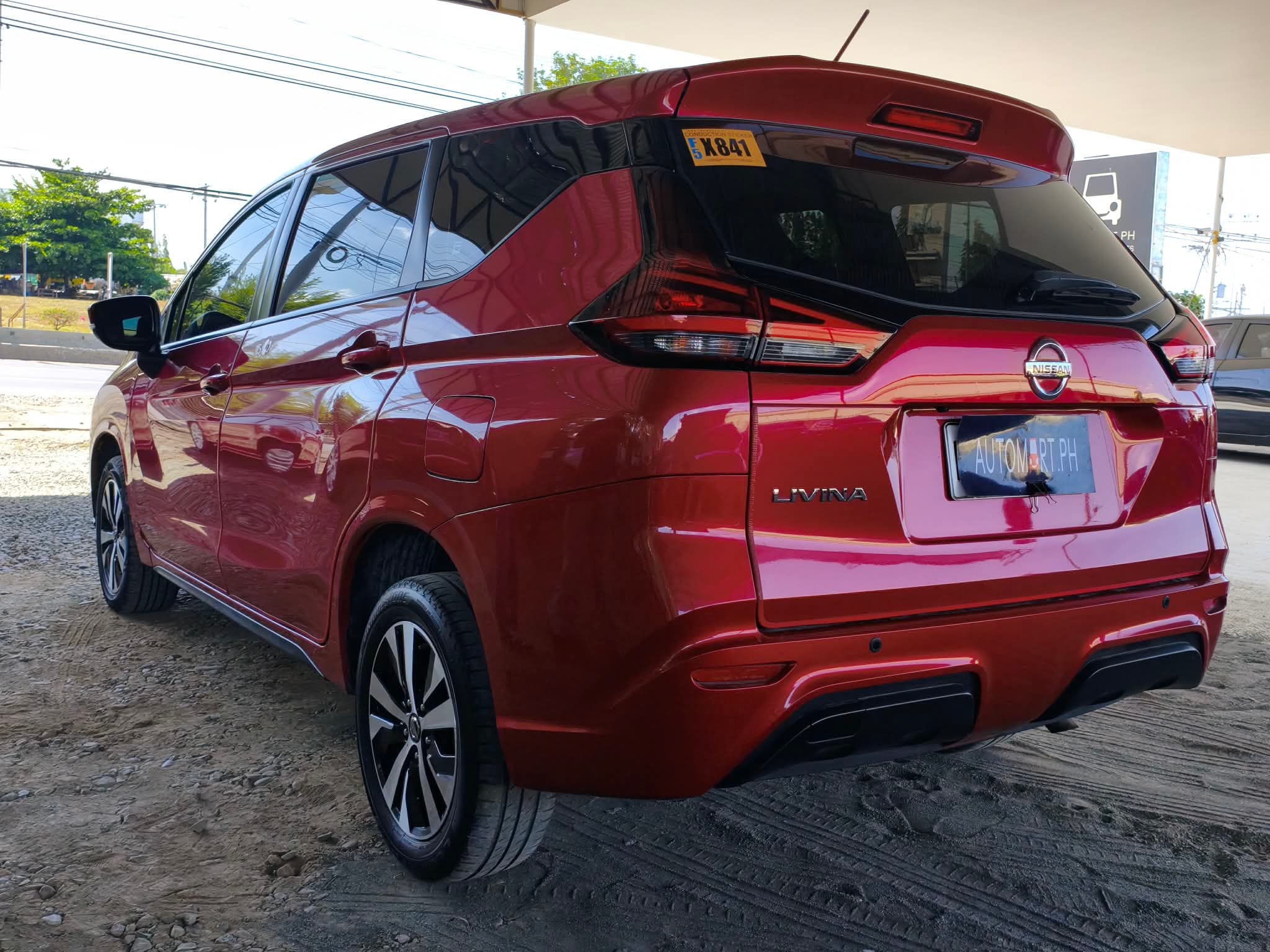 Car gallery image