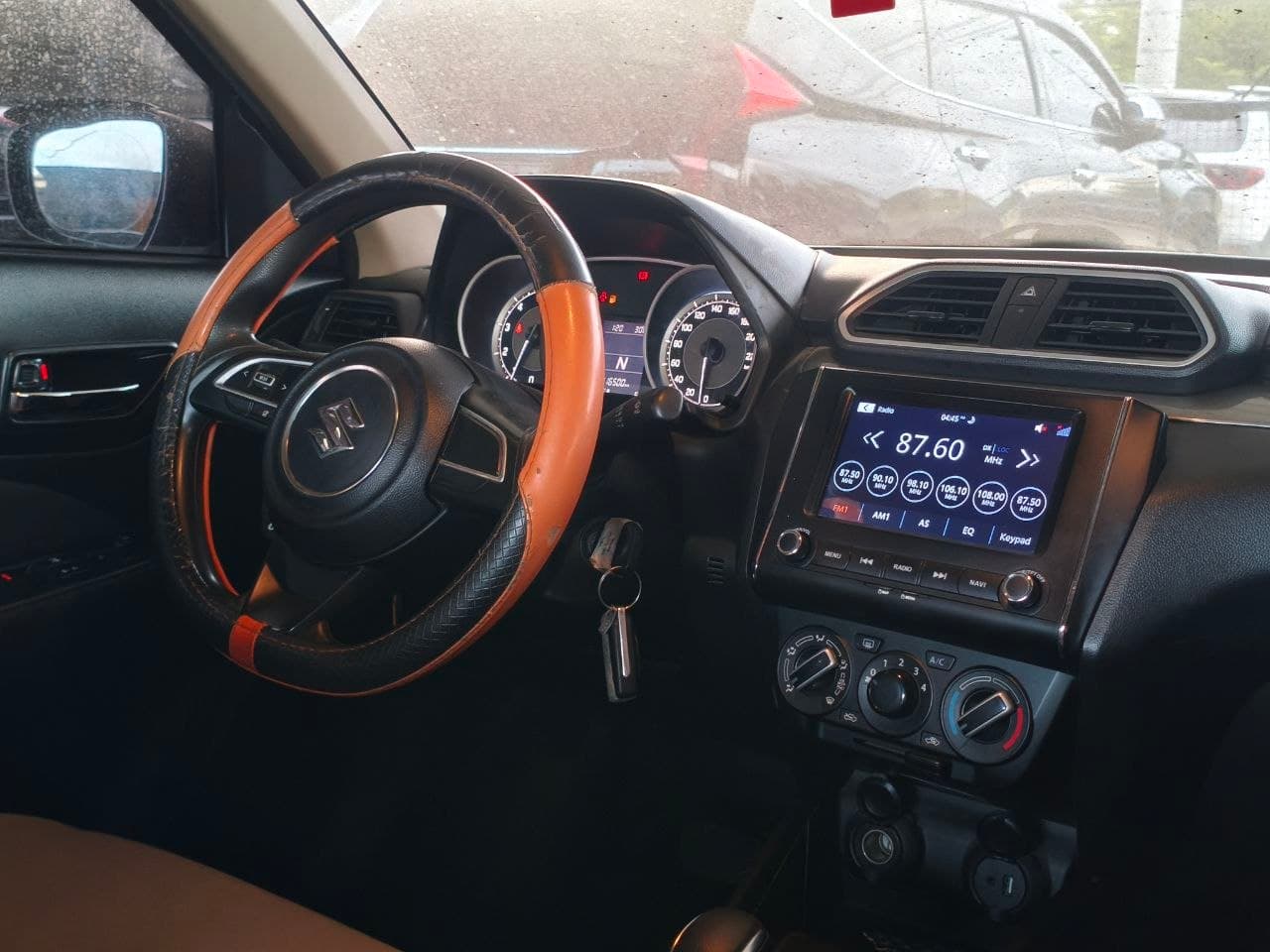 Car gallery image