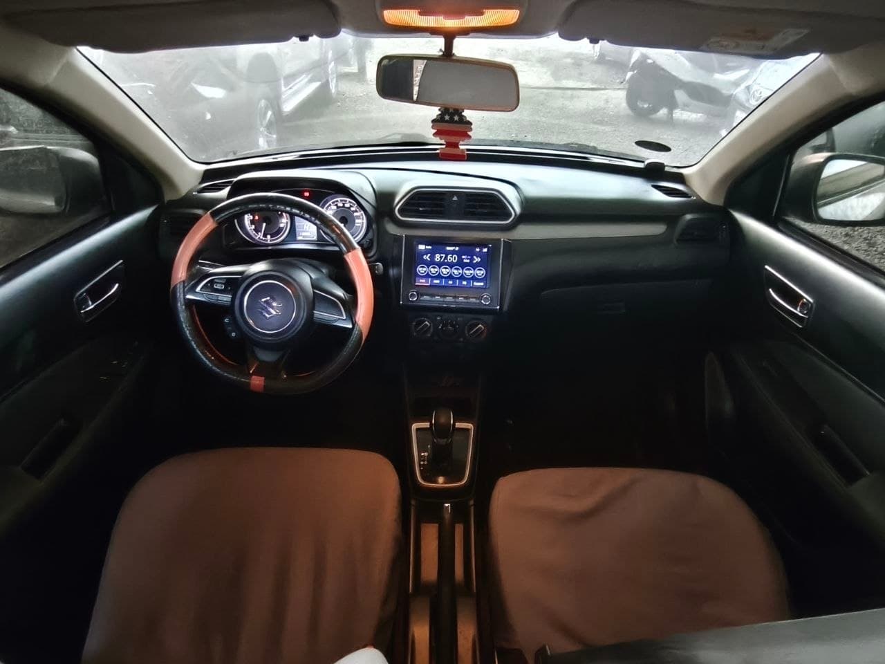 Car gallery image