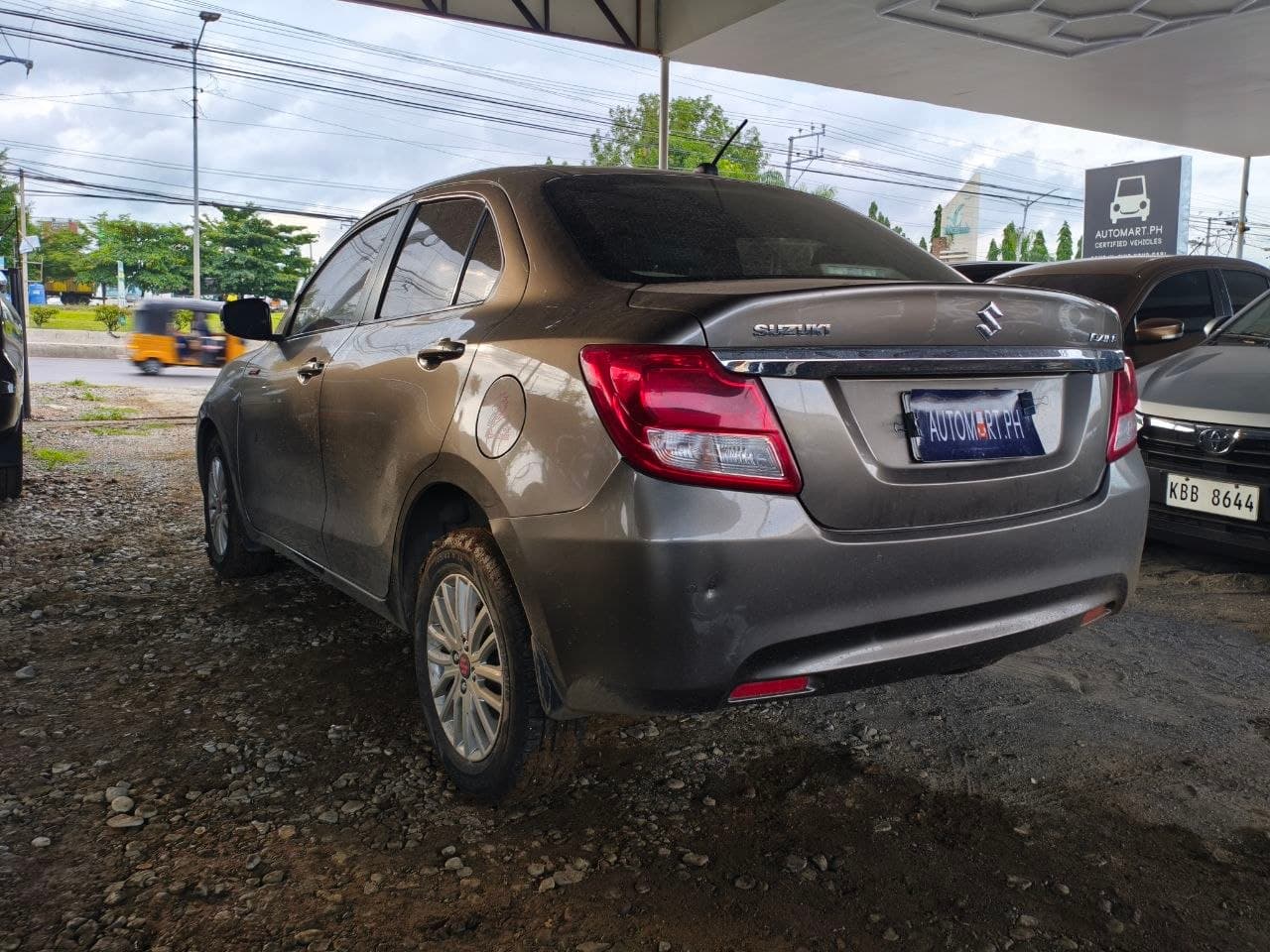 Car gallery image