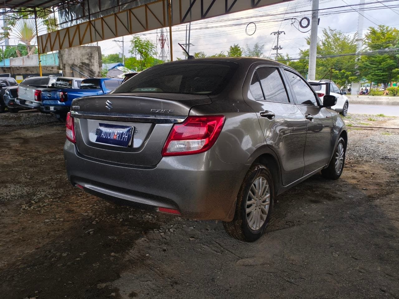Car gallery image