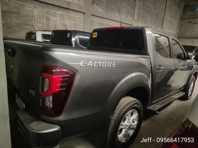 Car gallery image