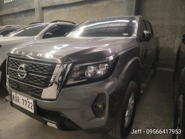 Car gallery image