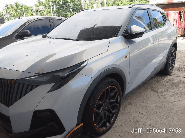Car gallery image