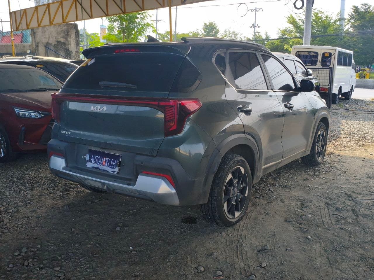 Car gallery image