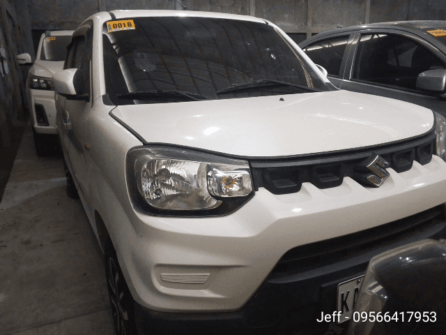 Car gallery image