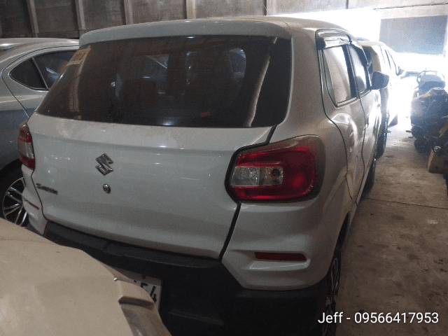 Car gallery image
