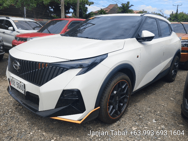 Car gallery image