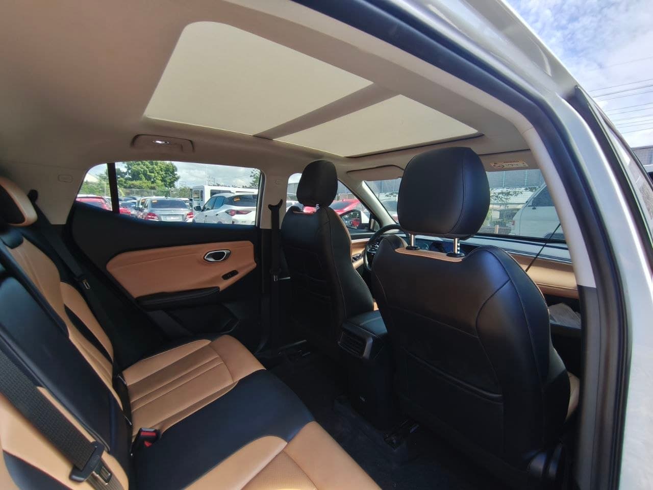 Car gallery image