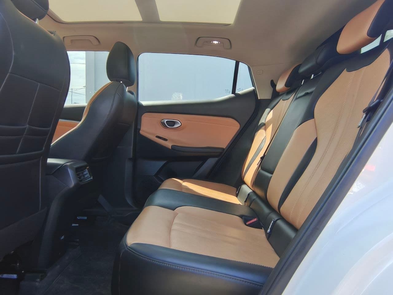 Car gallery image