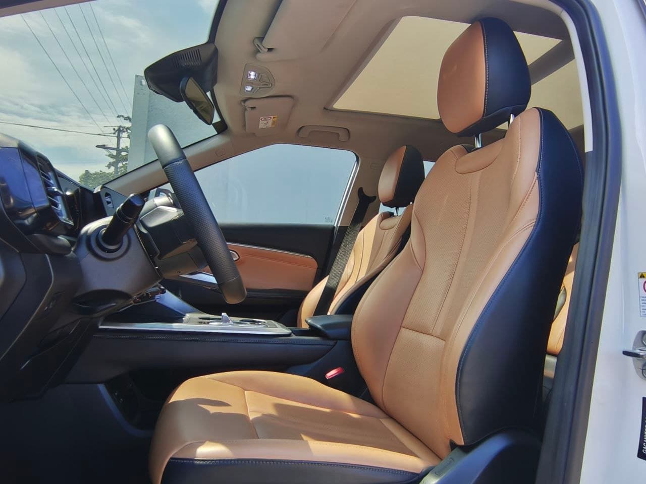 Car gallery image