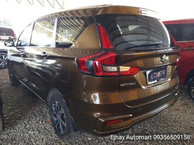 Car gallery image